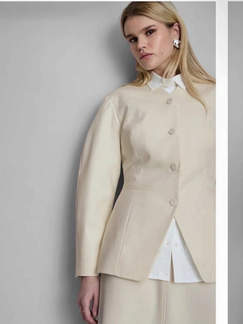 Cinched Collarless Cream Blazer
